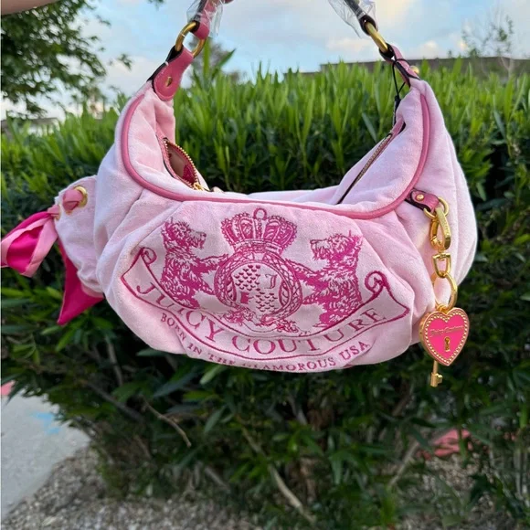 Juicy Couture 2025 Daydreamer Pink Medium Hobo Bag - Picture 3 of 11